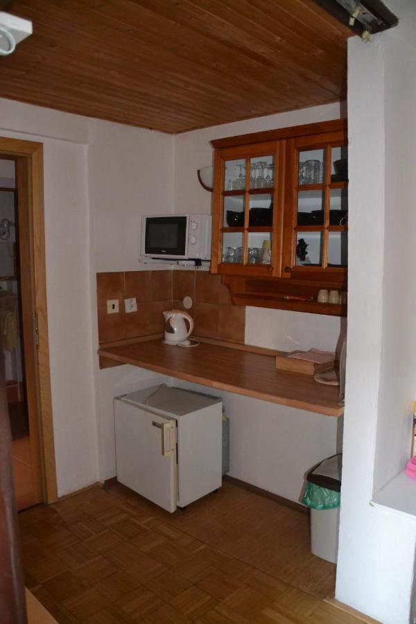 Penzión pre hostí U Akatu 2*
